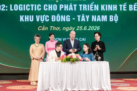 NỮ DOANH NHÂN VIỆT NAM CHUNG TAY THÚC ĐẨY HOẠT ĐỘNG XÚC TIẾN THƯƠNG MẠI XUẤT KHẨU KHU VỰC ĐÔNG - TÂY NAM BỘ